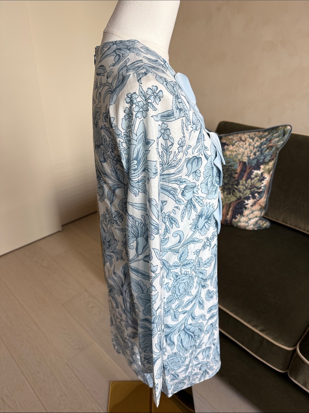 TUCKERNUCK HYACINTH HOUSE Blue Chintz Clarice Bows Dress NWT Size XS - Picture 7 of 11